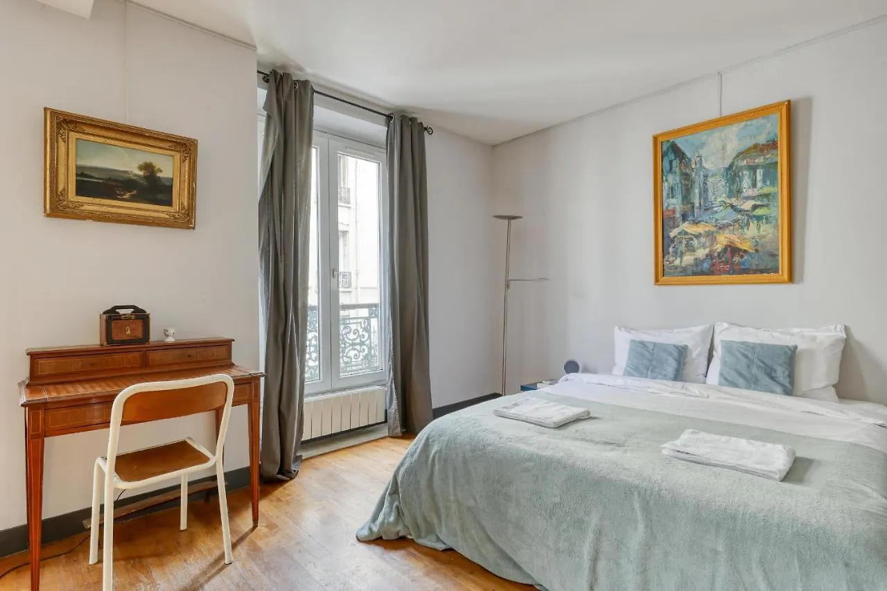 Spacious & Lovely Flat-up To 8 Guests-paris 10 Apartment Paris